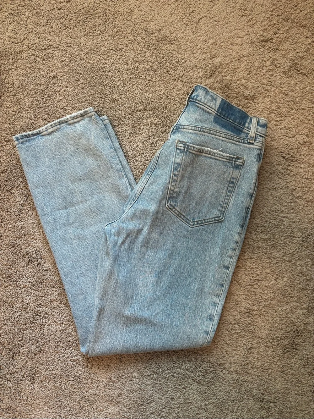Abercrombie Ultra High Rise 90s Straight Jean - Picture 2 of 5